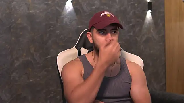 Snapshot of Nick_Vans chatting on September 23, 1:03 pm Nick Vans online show from September 23, 1:03 pm