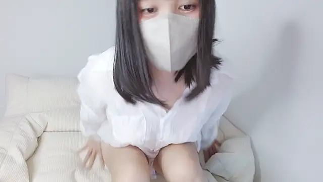 Snapshot of Zinzin_chan chatting on November 25, 3:45 pm Zinzin chan online show from November 25, 3:45 pm