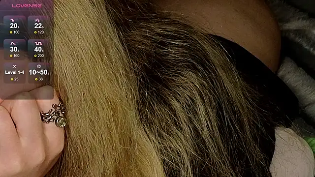 Dllqq online show from April 5, 2:14 pm