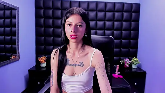 Snapshot of Dulce_Miaa_ chatting on October 27, 3:27 pm Dulce Miaa online show from October 27, 3:27 pm