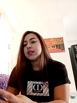 Snapshot of Tamara_valentine chatting on September 17, 7:04 pm Tamara valentine online show from September 17, 7:04 pm