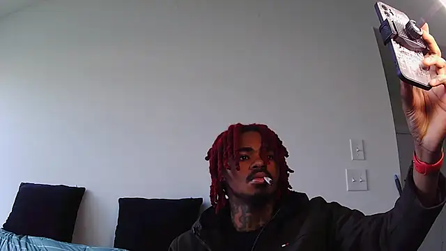 Snapshot of risktakinndolo chatting on September 19, 4:29 pm risktakinndolo online show from September 19, 4:29 pm