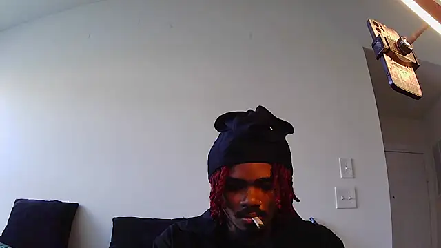 Snapshot of risktakinndolo chatting on September 20, 1:45 pm risktakinndolo online show from September 20, 1:45 pm