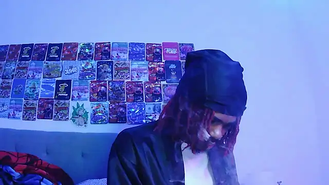 Snapshot of risktakinndolo chatting on October 10, 10:53 pm risktakinndolo online show from October 10, 10:53 pm