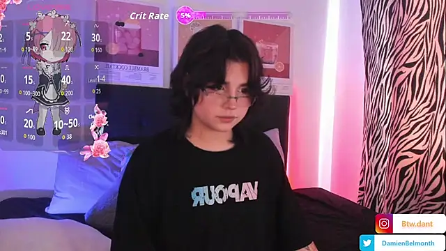 Snapshot of damienbeltmonth chatting on October 14, 3:46 pm damienbeltmonth online show from October 14, 3:46 pm