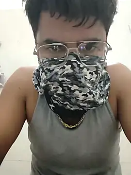 bigdick lickingexpert08 online show from October 18, 7:25 pm