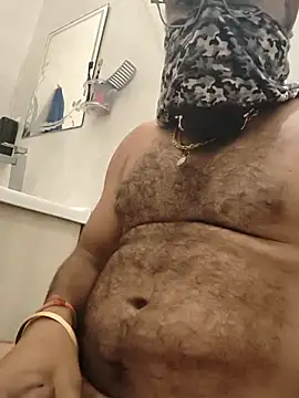 bigdick lickingexpert08 online show from October 29, 6:20 pm