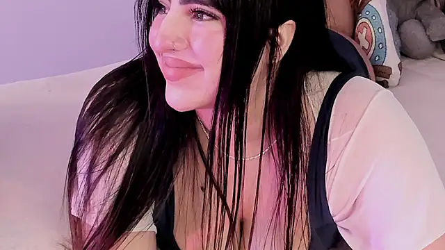 Snapshot of Camila_Matinez_ chatting on October 17, 12:01 am Camila Matinez online show from October 17, 12:01 am