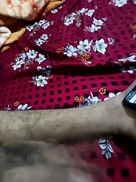 Snapshot of riyaroy087 chatting on October 16, 7:04 pm riyaroy087 online show from October 16, 7:04 pm