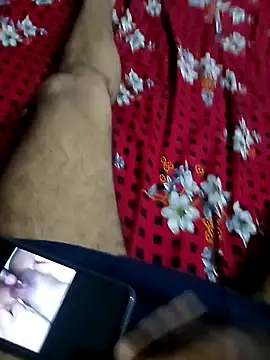 Snapshot of riyaroy087 chatting on October 20, 7:25 pm riyaroy087 online show from October 20, 7:25 pm