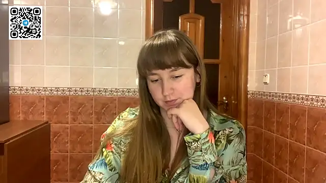 MaroonMoon  online show from November 29, 8:34 pm