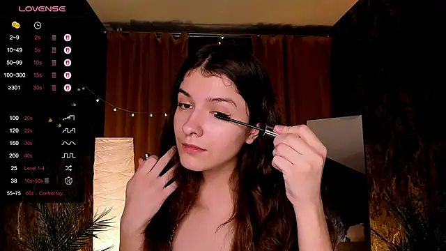 Snapshot of amy_cute_cat chatting on November 19, 8:47 am amy cute cat online show from November 19, 8:47 am