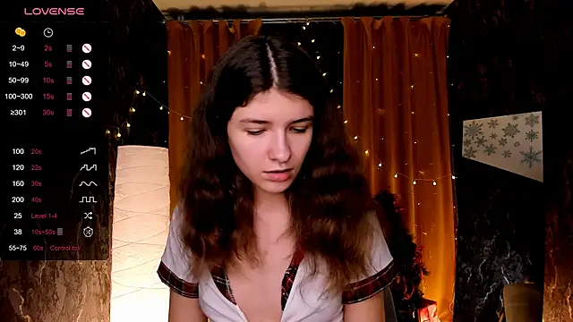 Snapshot of amy_cute_cat chatting on December 17, 8:53 am amy cute cat online show from December 17, 8:53 am