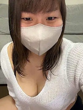 Snapshot of xxx_yuna_xxx chatting on November 9, 7:45 pm xxx yuna xxx online show from November 9, 7:45 pm