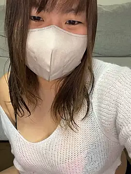 Snapshot of xxx_yuna_xxx chatting on November 24, 8:19 pm xxx yuna xxx online show from November 24, 8:19 pm