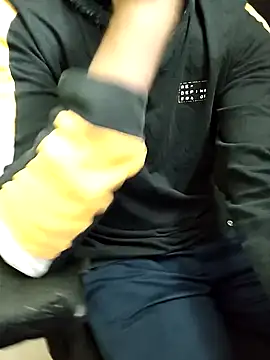 chocolate alone online show from February 7, 10:30 am