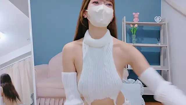 Snapshot of RIRI-style chatting on November 15, 8:55 am RIRI-style online show from November 15, 8:55 am