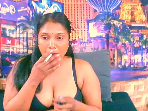 Snapshot of IndianSexyLady4u chatting on September 8, 6:07 pm IndianSexyLady4u online show from September 8, 6:07 pm