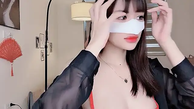 Snapshot of MaiLiiil chatting on September 9, 3:06 am MaiLiiil online show from September 9, 3:06 am