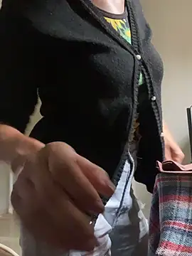 Snapshot of Bandidasexy22 chatting on December 3, 11:30 am Bandidasexy22 online show from December 3, 11:30 am