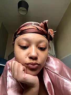 Snapshot of Marleymols chatting on November 22, 1:54 pm Marleymols online show from November 22, 1:54 pm