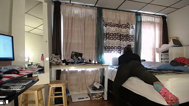 Snapshot of ANALTRAINING4U2 chatting on March 6, 6:05 pm ANALTRAINING4U2 online show from March 6, 6:05 pm