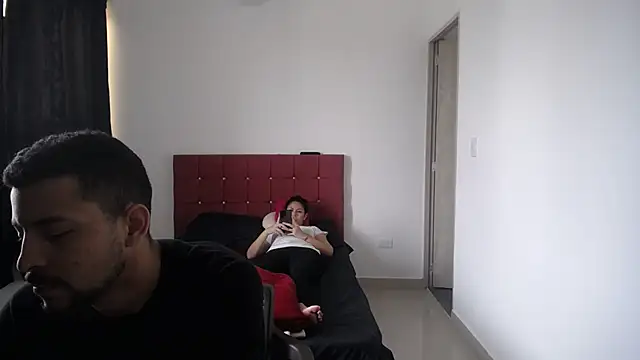 Snapshot of yohacriss chatting on November 16, 1:39 pm yohacriss online show from November 16, 1:39 pm