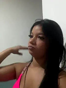 Snapshot of lola_bn chatting on October 9, 11:47 pm lola bn online show from October 9, 11:47 pm