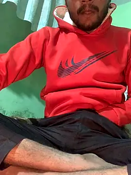 Snapshot of uniquesexyboy5689 chatting on November 28, 3:36 pm uniquesexyboy5689 online show from November 28, 3:36 pm