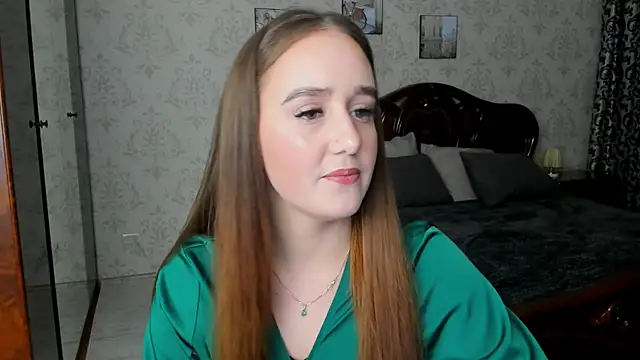 Snapshot of SabrinaCandi chatting on November 10, 7:35 pm SabrinaCandi online show from November 10, 7:35 pm