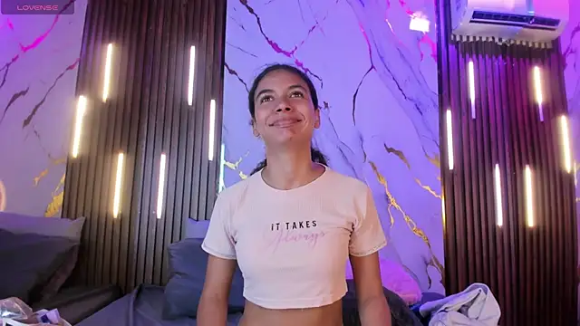 VictoriaDuart online show from September 19, 7:58 pm