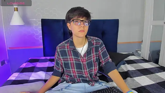 Tsuki Maru online show from September 19, 7:47 pm