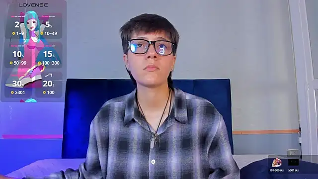 Tsuki Maru online show from November 18, 2:54 pm