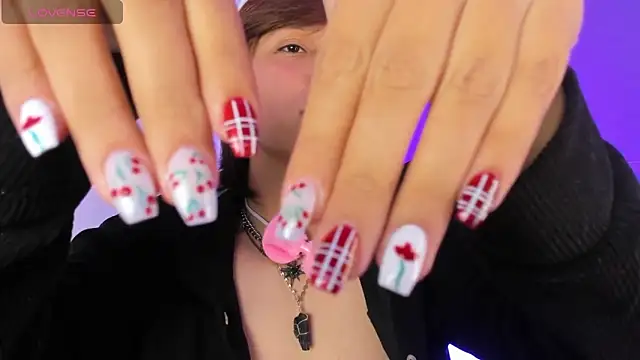 Tsuki Maru online show from April 16, 7:14 pm