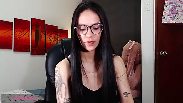 Snapshot of Ashley_olivares chatting on October 27, 12:58 am Ashley olivares online show from October 27, 12:58 am