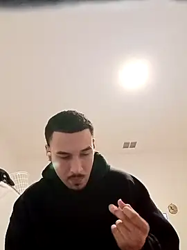 Snapshot of Jadriel23 chatting on October 19, 10:32 pm Jadriel23 online show from October 19, 10:32 pm