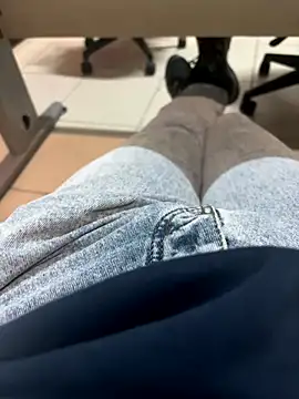 Snapshot of bogerkek chatting on October 29, 10:11 pm bogerkek online show from October 29, 10:11 pm