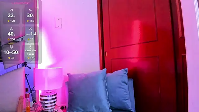 Snapshot of _valeria_saenz_ chatting on October 24, 3:36 am valeria saenz online show from October 24, 3:36 am