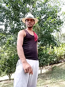 AlphaAlterX online show from April 6, 7:59 pm