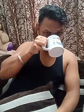 itzrocky1 online show from September 15, 3:17 am