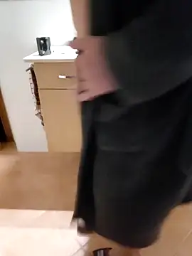 Snapshot of spermaspritzerr chatting on November 19, 4:01 am spermaspritzerr online show from November 19, 4:01 am