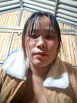 ALIENHR38 online show from November 1, 3:25 pm