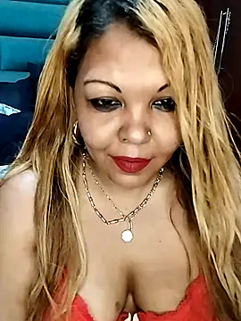 Snapshot of hemilynthomas2467 chatting on October 10, 7:13 pm hemilynthomas2467 online show from October 10, 7:13 pm