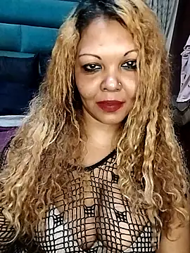 Snapshot of hemilynthomas2467 chatting on October 16, 7:26 pm hemilynthomas2467 online show from October 16, 7:26 pm