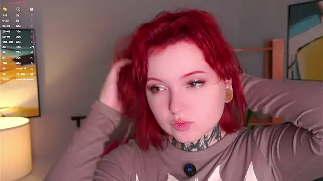 Snapshot of MarnaHarbor chatting on September 9, 1:43 pm MarnaHarbor online show from September 9, 1:43 pm