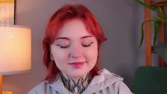 Snapshot of MarnaHarbor chatting on September 30, 2:11 pm MarnaHarbor online show from September 30, 2:11 pm