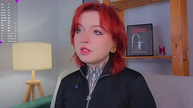 Snapshot of MarnaHarbor chatting on November 6, 11:44 am MarnaHarbor online show from November 6, 11:44 am