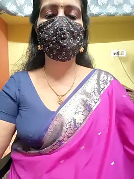 Snapshot of mallu-reshma chatting on November 16, 1:39 pm mallu-reshma online show from November 16, 1:39 pm