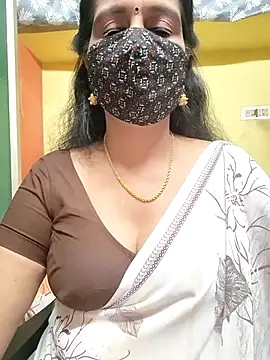 Snapshot of mallu-reshma chatting on December 2, 6:19 am mallu-reshma online show from December 2, 6:19 am