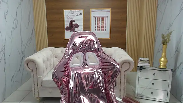 sara lopez s online show from February 24, 1:20 pm